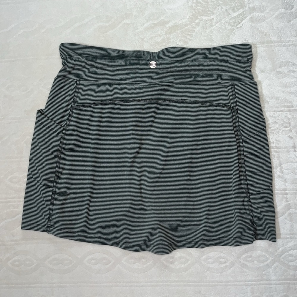 Balance Collection skort - Picture 4 of 5